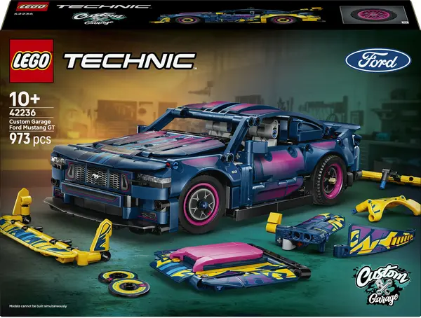 Set de construcție LEGO Technic – Ford Mustang GT cu garaj personalizabil (42236)