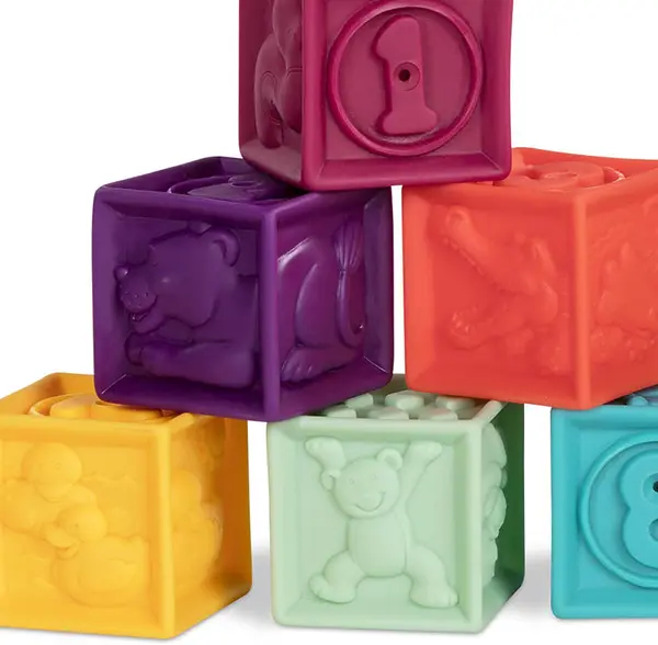 Set de joaca Battat - Cuburi cu cifre, animale si forme