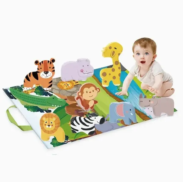 Set de joaca pentru bebelusi cu covoras textil si 9 animalute moi interactive