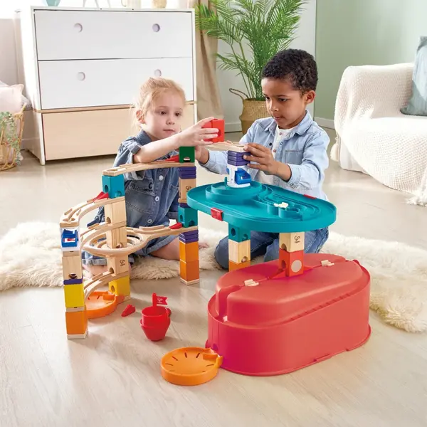 Set de joaca Quadrilla circuit cu bile - Set cu galeti, +4 ani