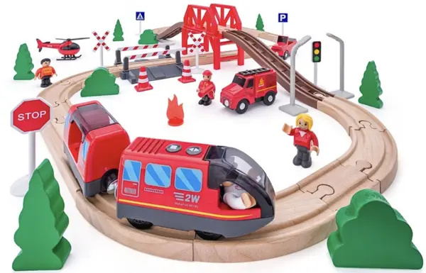 Set din lemn Woodyland - Tren cu șine, operațiune de salvare, 60 buc