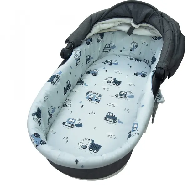 Set insertie textila si Cearsaf cu elastic asortat 80 x 38 cm, pentru gondola copii Kerstin Tractors, realizate din bumbac 100