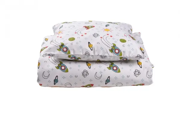 Set lenjerie 3 piese pentru patut incastrabil model rachete