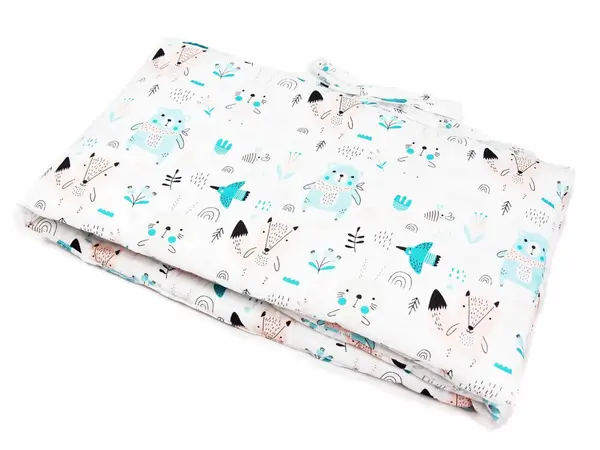 Set lenjerie de patut 3 piese Kerstin Woodland Animals cu husa de pilota,fata de perna si aparatoare laterala 180x30 cm,din bumbac,inchidere cu fermoar,compatibila pautut 120x60 cm