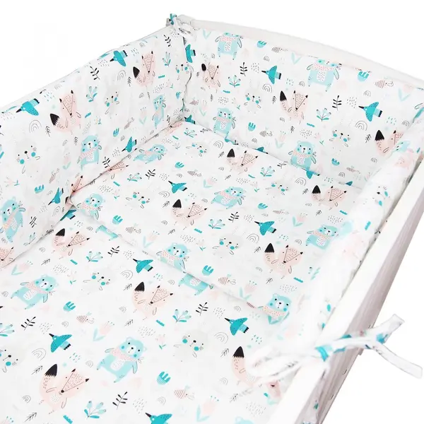 Set lenjerie de patut 3 piese Kerstin Woodland Animals cu husa de pilota,fata de perna si aparatoare laterala 180x30 cm,din bumbac,inchidere cu fermoar,compatibila pautut 120x60 cm