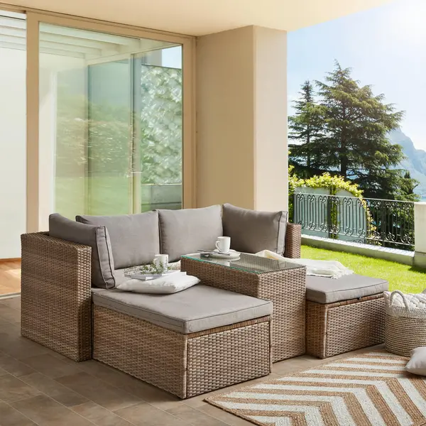 Set Lounge