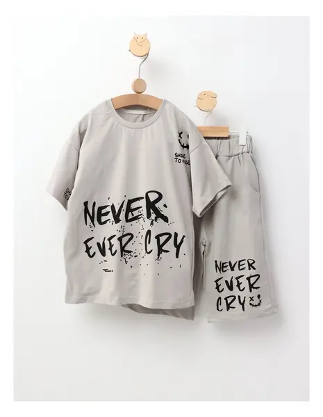 Set NEVER EVER CRY gri