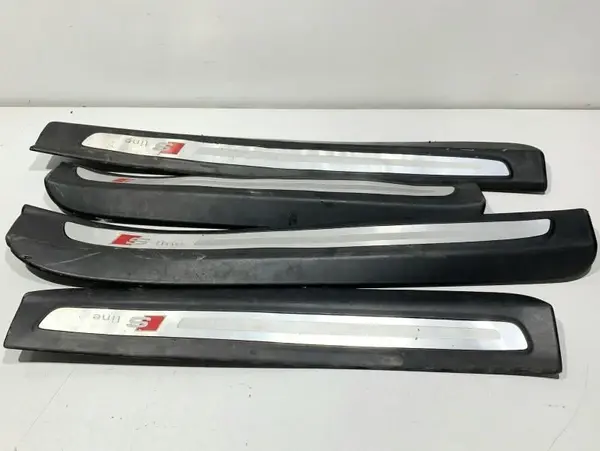 Set ornamente praguri s-line 4L0853376F Audi Q7 (2006-2010) [4L]