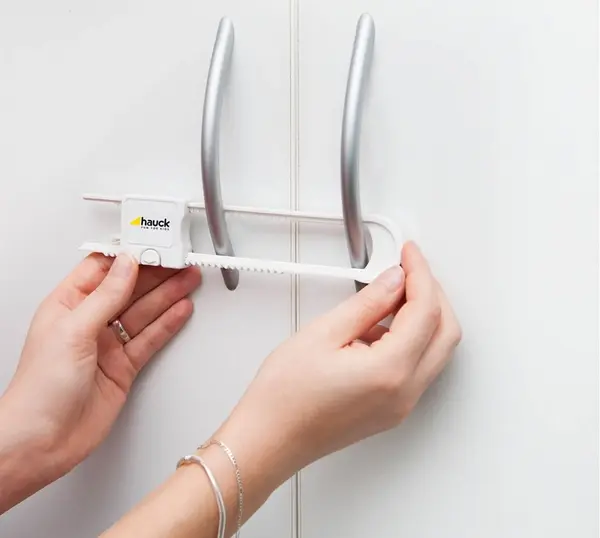 Set Protectii Close Me 1