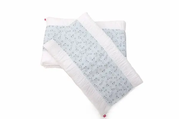 Set protectii patut KidsDecor din bumbac Blue Ducks 70x120 cm