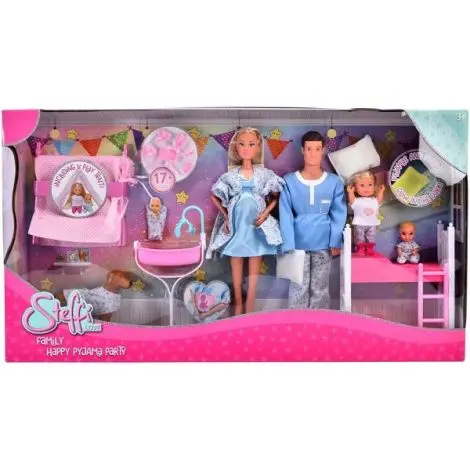 Set Simba Steffi Love Family Happy Pijamas Party 29 cm cu 4 papusi, 1 caine si accesorii