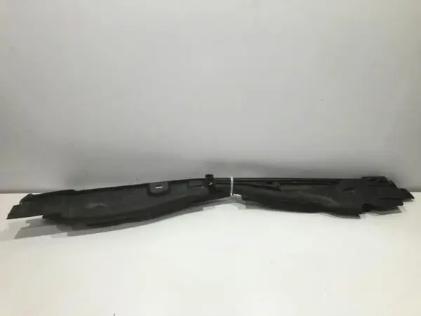 Set suporti aripa (st si dr) 668620012r Renault Laguna 3 (2007-2010)