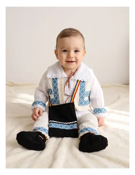 Set Traditional 6 piese, Dragos, alb-albastru