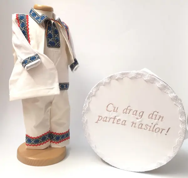 Set Traditional Botez Baiat - Costumas + Cutie 4