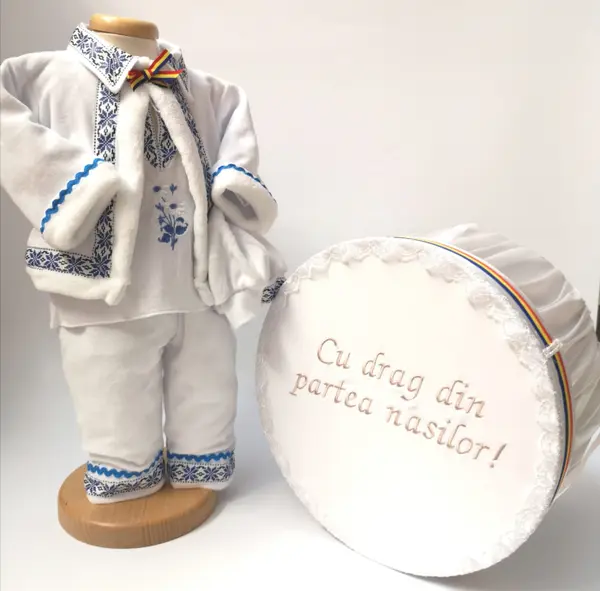 Set Traditional Botez Baiat - Costumas + Cutie