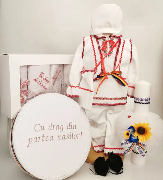 Set Traditional Botez - Costumas+Trusou+Cutie+Lumanare Baiat