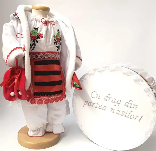 Set Traditional Botez Fetita - Costumas + Cutie trusou 2