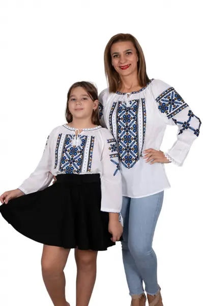 Set Traditional IE Mama IE fiica Filipa