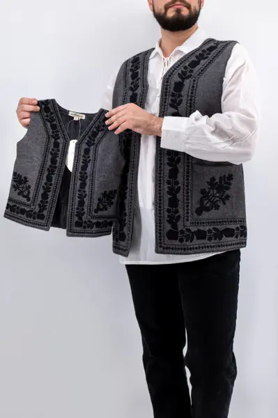 Set Traditional - Vesta Tata Vesta fiu 6