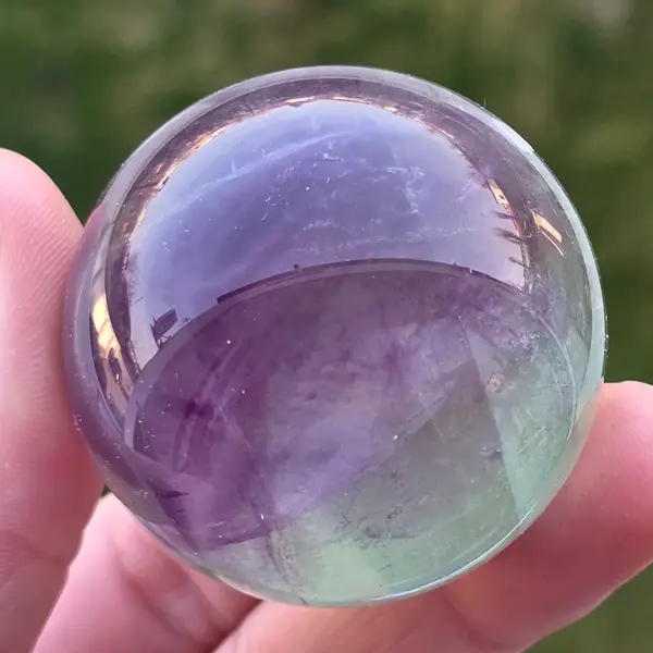 Sfera fluorit curcubeu model 5