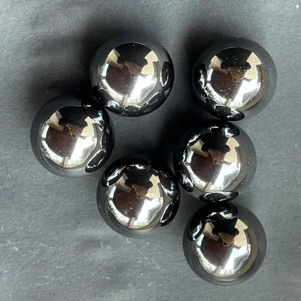 Sfera hematit