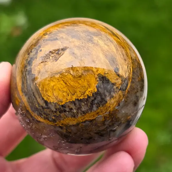 Sfera pietersit model 2