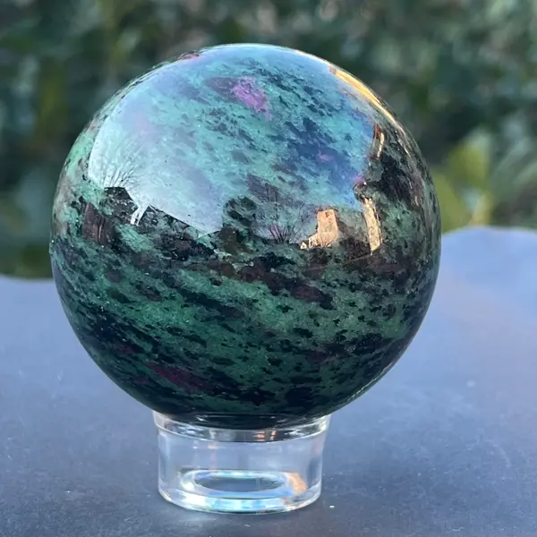 Sfera rubin in zoisit model 1