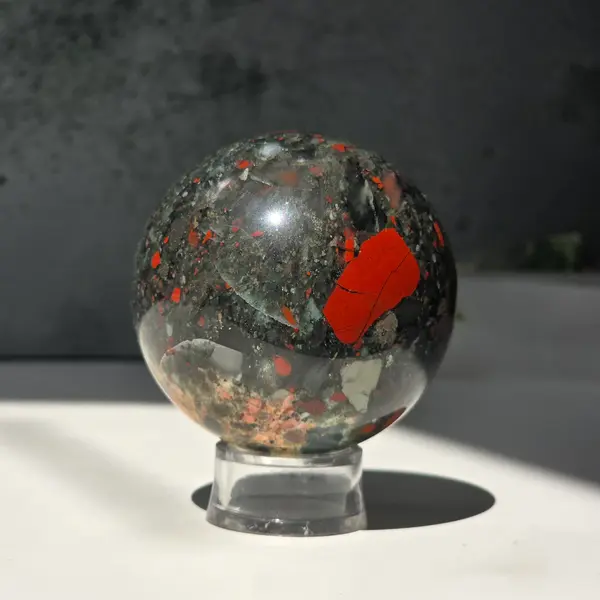 Sfera seftonit piatra sangelui | Model 11