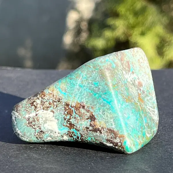 Shattuckite forma libera/palmstone m10
