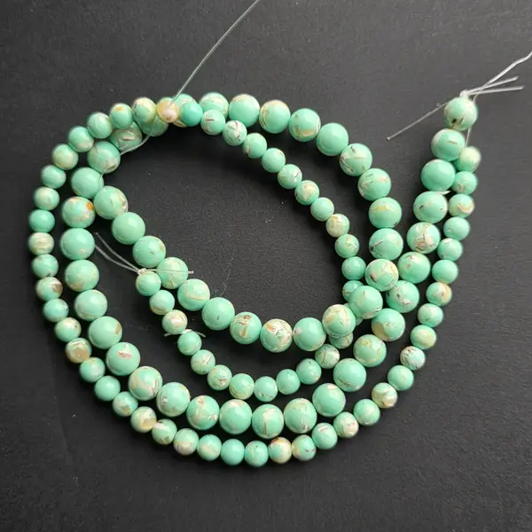 Sirag margele SHELL RESIN VERDE