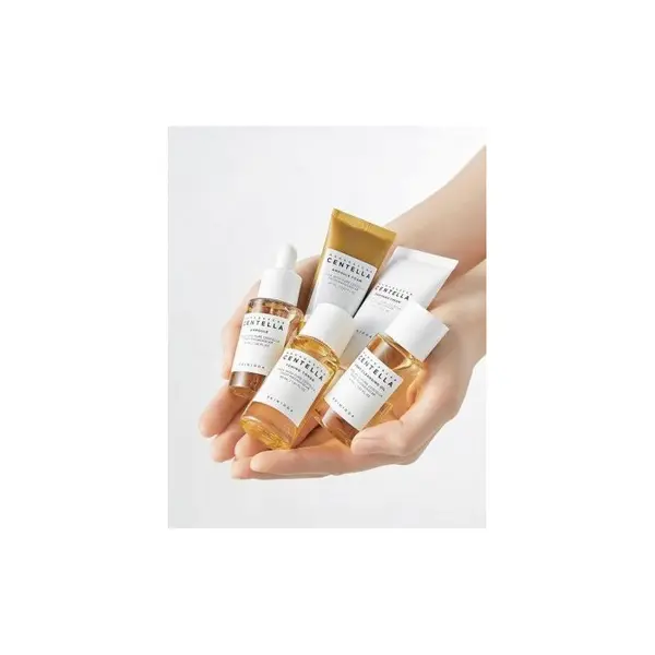 Skin1004 Madagascar Centella Travel Kit Set cosmetic Volum Ulei de curățare+Spumă de curățare pentru față+Tonic exfoliant+Ser facial+Cremă calmantă pentru față