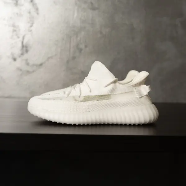 SNEAKERS BARBATI YEEZY STREETWEAR TRIPLE WHITE ABYZ22 (MĂRIME: 36)