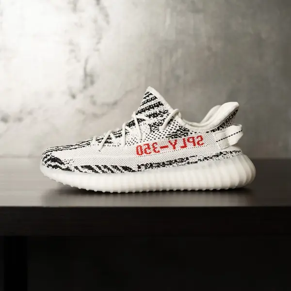 SNEAKERS BARBATI YEEZY ZEBRA SPLY-350 WHITE&BLACK ABYZ2 (MĂRIME: 37)