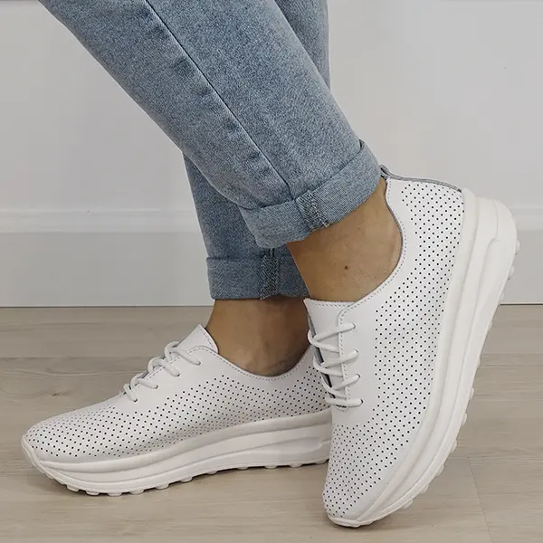 Sneakersi alb perforati din piele naturala 5122 M2