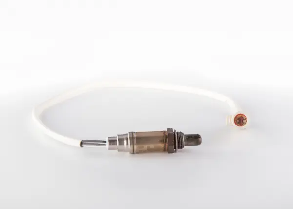 Sonda Lambda (numar fire 4, 663mm) potrivit FORD COUGAR, ESCORT VI KOMBI, FIESTA IV, FIESTA V, FIESTA VI, FIESTA MINIVAN, FOCUS I, FUSION, KA, MAVERICK, MONDEO I, MONDEO II 1.2-6.0 09.85-