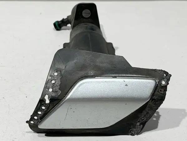 Spalator far stanga Volkswagen Golf 6 (2008-2013)