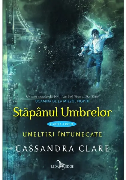 Stapanul umbrelor