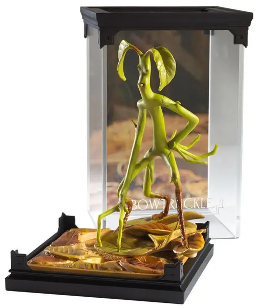 Statuetă The Noble Collection Movies: Fantastic Beasts - Bowtruckle (Magical Creatures), 18 cm