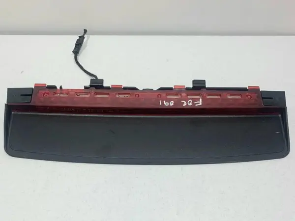 Stop auxiliar luneta 7187221 BMW Seria 7 (2008-2015) [F01, F02]