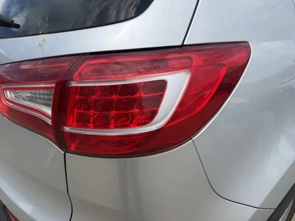 Stop dreapta aripa 92402-3W010t Kia Sportage (2010-2015)
