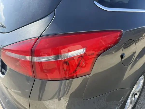 Stop dreapta aripa Ford Focus 3 facelift (2013-2018)