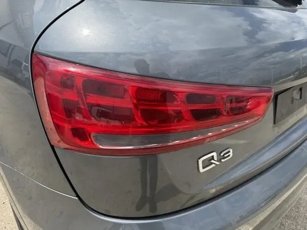 Stop stanga 8U0945093 Audi Q3 (2011-2017) [8U]