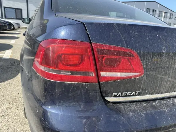 Stop stanga aripa Volkswagen Passat B7 (2010-2014)
