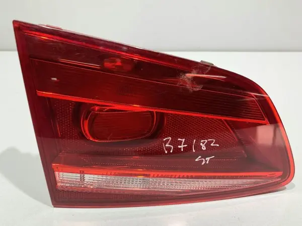 Stop stanga haion 3AF945093R Volkswagen Passat B7 (2010-2014)