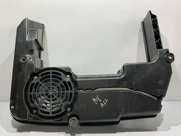 Subwoofer auto bang&olufsen 8K9035382B Audi A5 (2007-2011) [8T3]