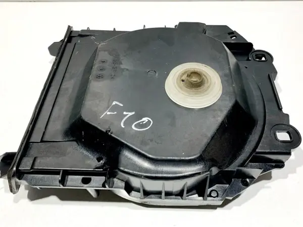 Subwoofer stanga fata 9195199 BMW Seria 5 (2010-2017) [F11]