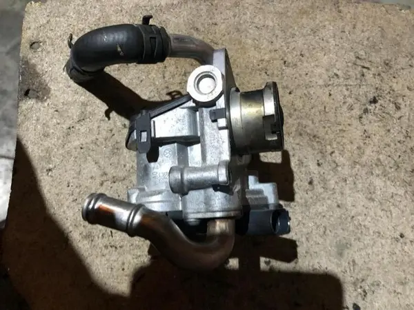 Supapa egr 04l131501r Volkswagen Arteon (2017-2020) 2.0 tdi