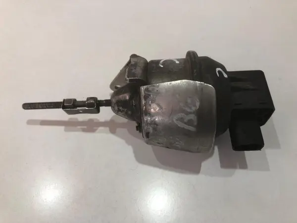 Supapa turbo electrica 4011188ap Volkswagen Passat B6 3C (2005-2010)