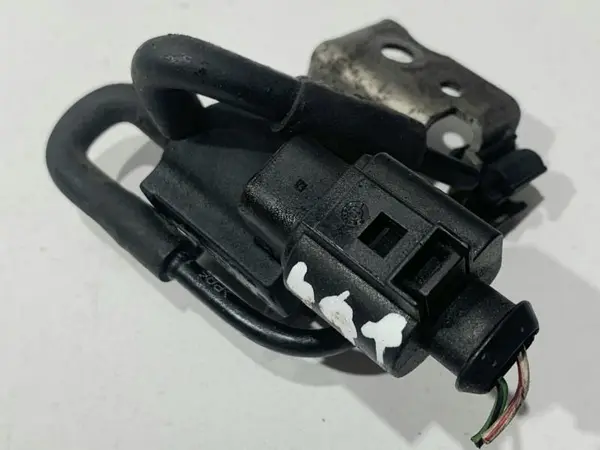 Supapa vacuum 037906283C Audi A4 (2007-2011) [8K2, B8]