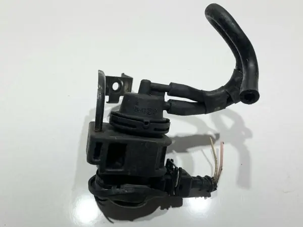 Supapa vacuum Renault Megane 3 (2008-2012) 1.5 dci K9K 830